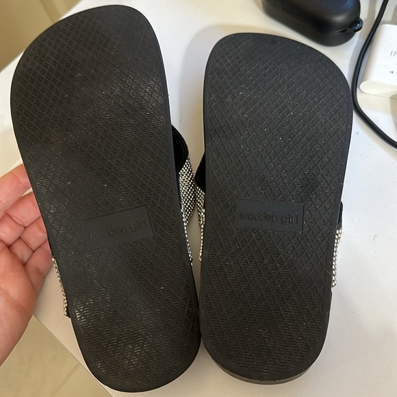 GREAT CONDITION Rhinestone Platform Flip Flops - Picture 4 of 5